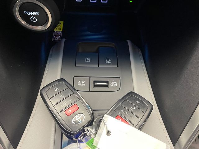 2023 Toyota Venza LE AWD - 23010313 - 29