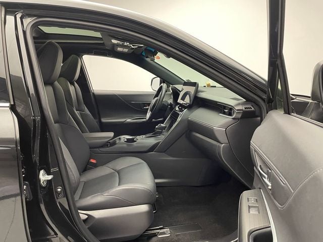 2023 Toyota Venza Nightshade AWD - 22924766 - 16