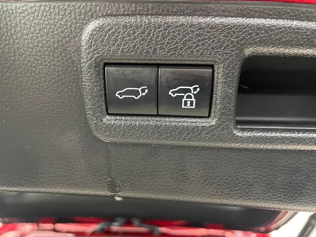 2023 Toyota Venza Nightshade AWD - 22965248 - 36