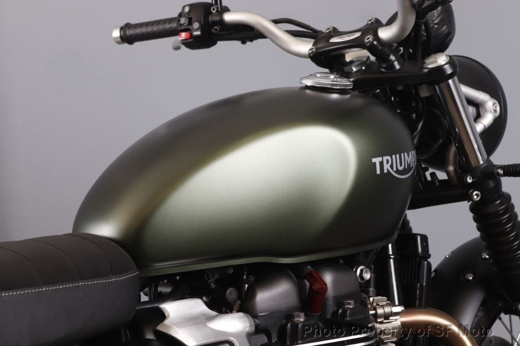 2023 Triumph SCRAMBLER 900 HUGE DISCOUNT! - 22185695 - 32