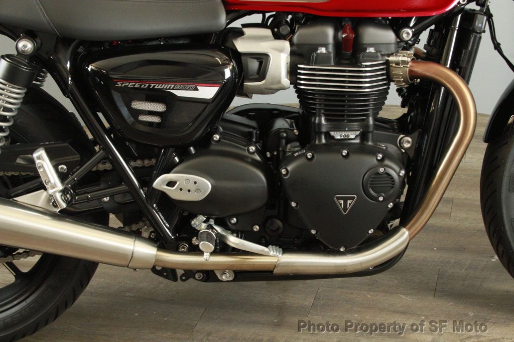 2023 Triumph Speed Twin 900 Chrome Edition Just Arrived! - 22717778 - 13