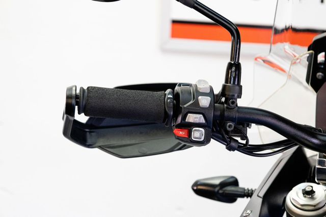 2023 TRIUMPH TIGER 900GT PRO ADVENTURE BIKE!!! - 22955853 - 9