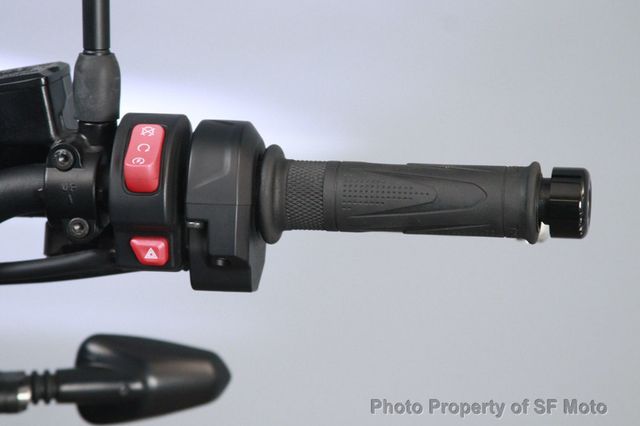 2023 Triumph Trident 660 Includes Warranty! - 23057588 - 23