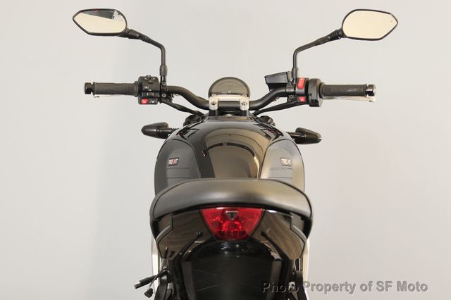 2023 Triumph Trident 660 One Owner - 22528756 - 24