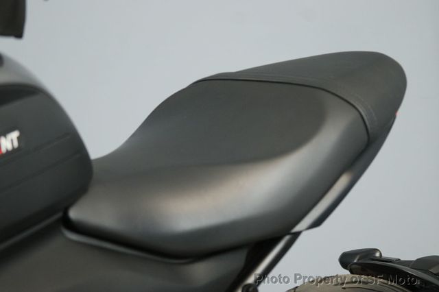 2023 Triumph Trident 660 Two-Tone 1 Owner, 3680 Miles - 22956208 - 39