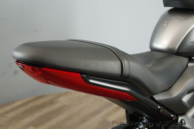 2023 Triumph Trident 660 Two-Tone 1 Owner, 3680 Miles - 22956208 - 42