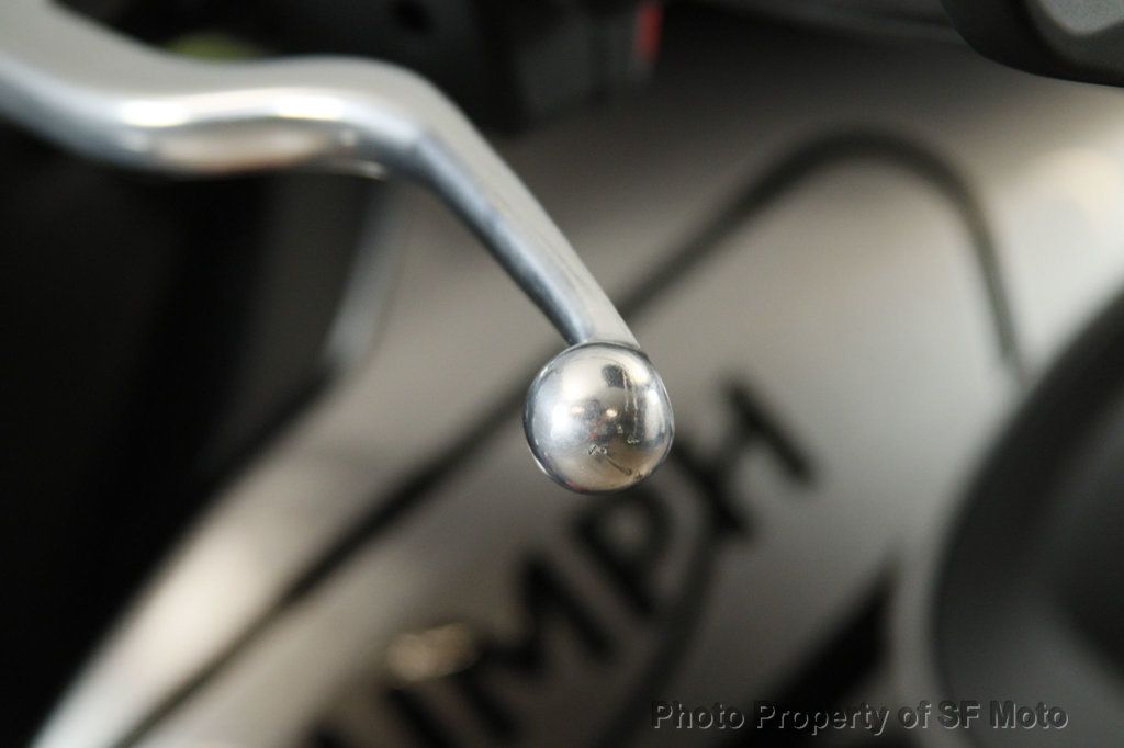 2023 Triumph Trident 660 Two-Tone 1 Owner, 3680 Miles - 22956208 - 51