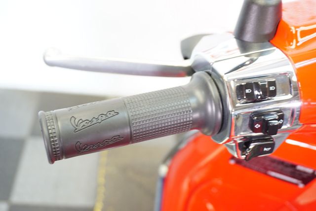 2023 VESPA PRIMAVERA 150 RED 1-OWNER VERY NICE!!! - 22805595 - 12