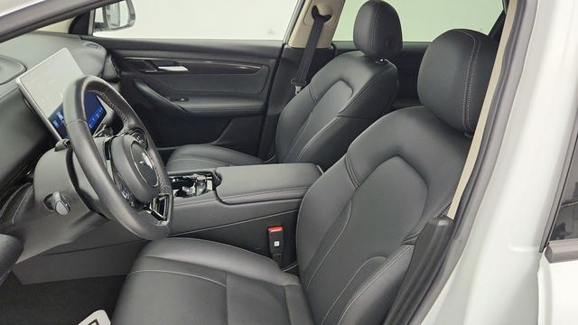 2023 VinFast VF 8 Eco AWD 82 kWh City Edition - 22952586 - 18