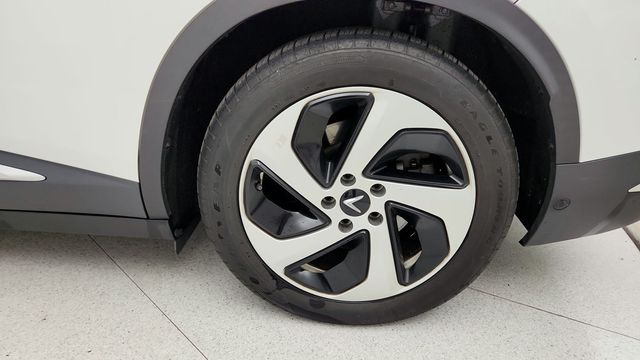 2023 VinFast VF 8 Eco AWD 82 kWh City Edition - 22952586 - 8