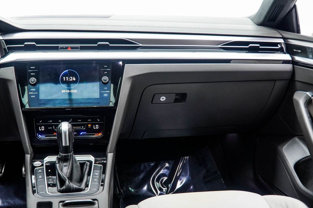 Volkswagen Arteon photo 19