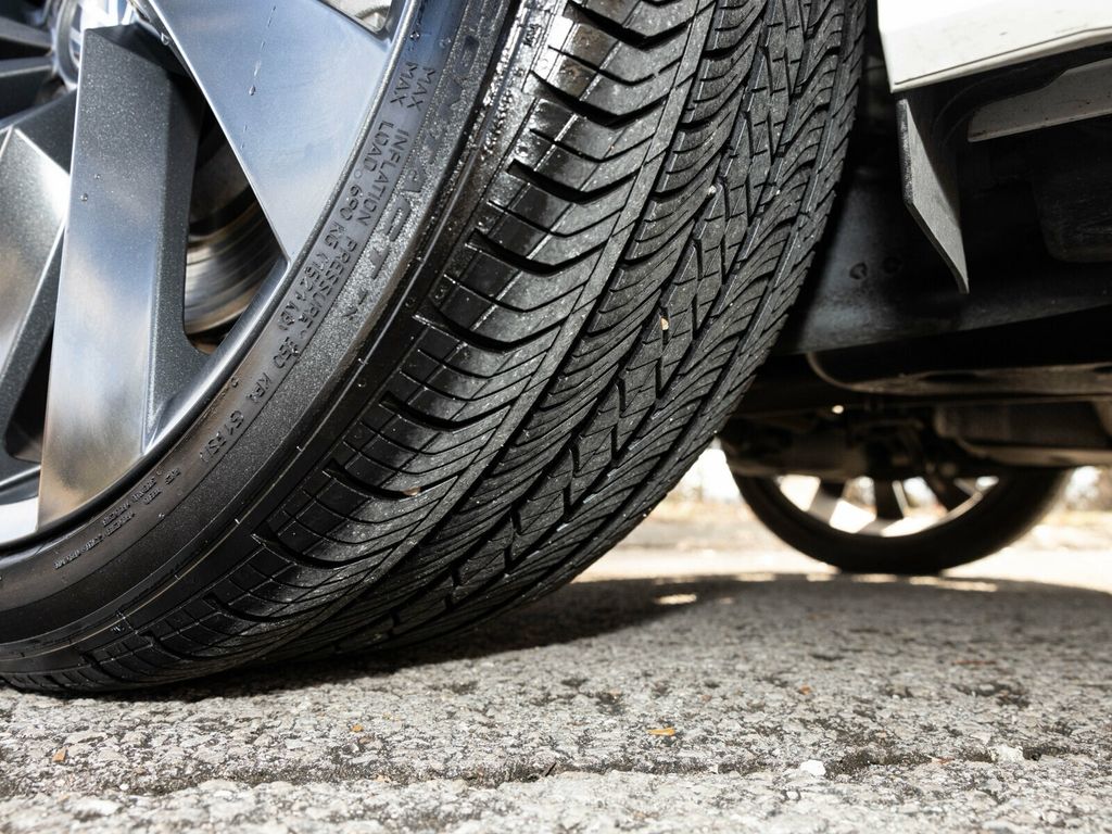 2023 Volkswagen Arteon SEL R-Line 4Motion Opal White Pearl - 22968008 - 72