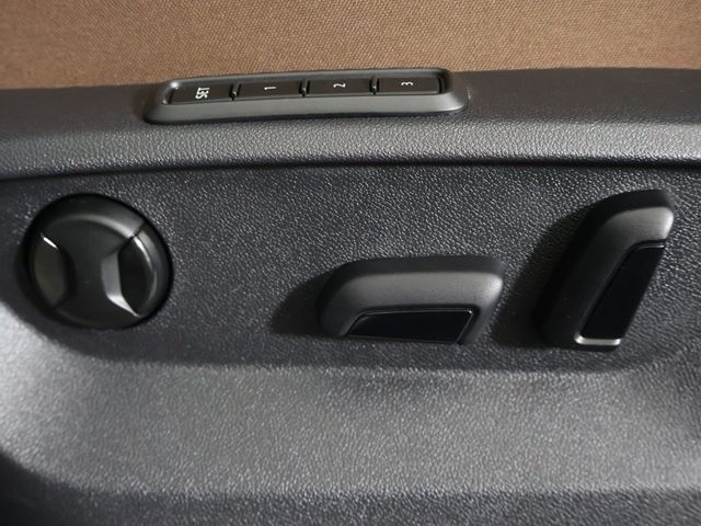 2023 Volkswagen Atlas 2.0T SEL 4MOTION - 22966394 - 36