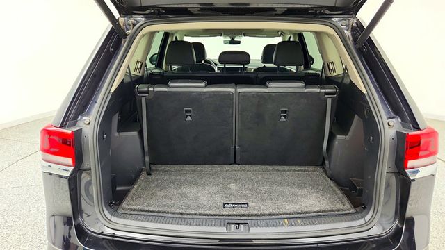 2023 Volkswagen Atlas 2.0T SE w/Technology FWD w/ Panoramic Sunroof & Black Wheels - 23041509 - 20