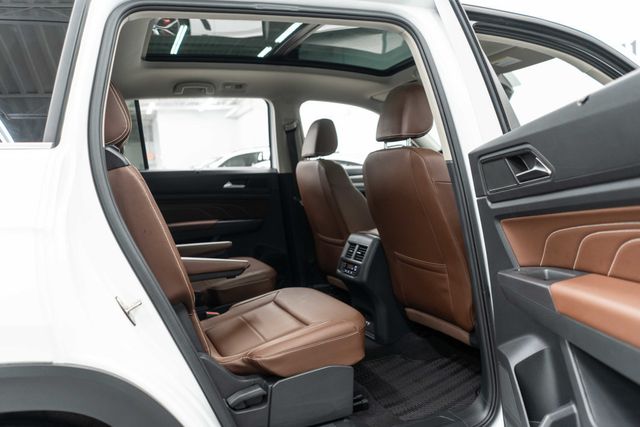 2023 Volkswagen Atlas 3.6L V6 SEL 4MOTION - 23032889 - 12