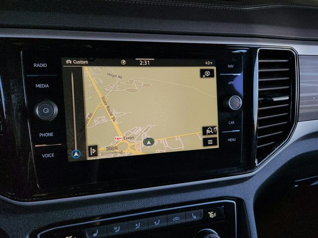 2023 Volkswagen Atlas 3.6L V6 SEL 4MOTION with 2nd-Row Dual Captain's Chairs - 22935832 - 21
