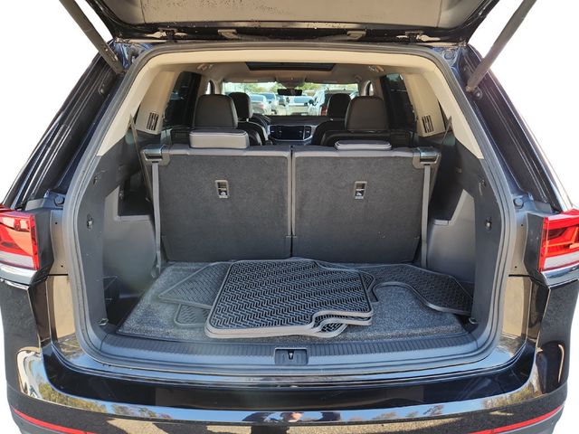 2023 Volkswagen Atlas 3.6L V6 SEL 4MOTION with 2nd-Row Dual Captain's Chairs - 22935832 - 24