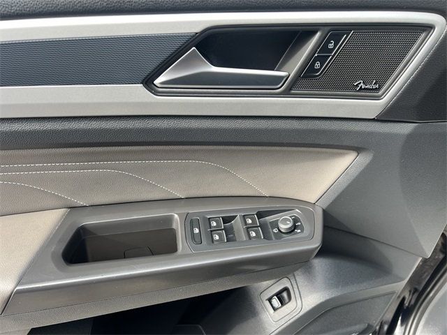 2023 Volkswagen Atlas V6 SEL Premium R-Line photo 11