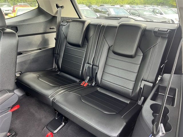 2023 Volkswagen Atlas V6 SEL Premium R-Line photo 18