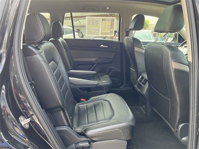 2023 Volkswagen Atlas V6 SEL Premium R-Line photo 22