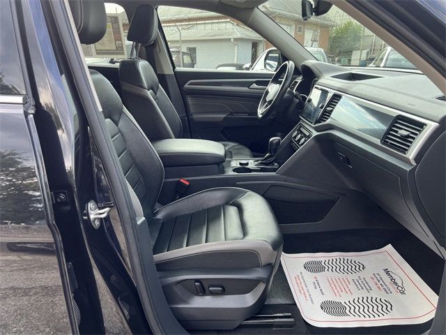 2023 Volkswagen Atlas V6 SEL Premium R-Line photo 23