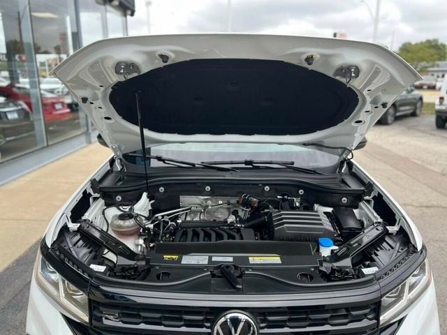 2023 Volkswagen Atlas 3.6L V6 SEL R-Line Black 4MOTION - 23079026 - 13