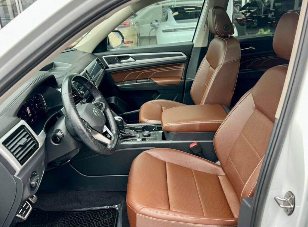 2023 Volkswagen Atlas 3.6L V6 SEL R-Line Black 4MOTION - 23079026 - 15