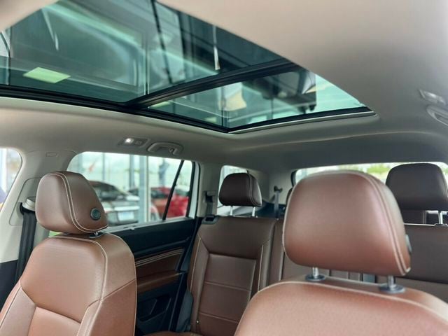 2023 Volkswagen Atlas 3.6L V6 SEL R-Line Black 4MOTION - 23079026 - 31