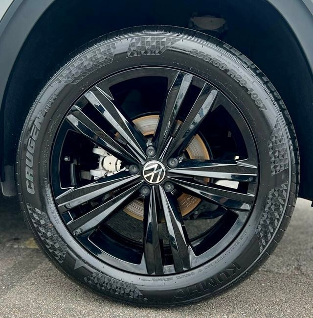 2023 Volkswagen Atlas 3.6L V6 SEL R-Line Black 4MOTION - 23079026 - 32