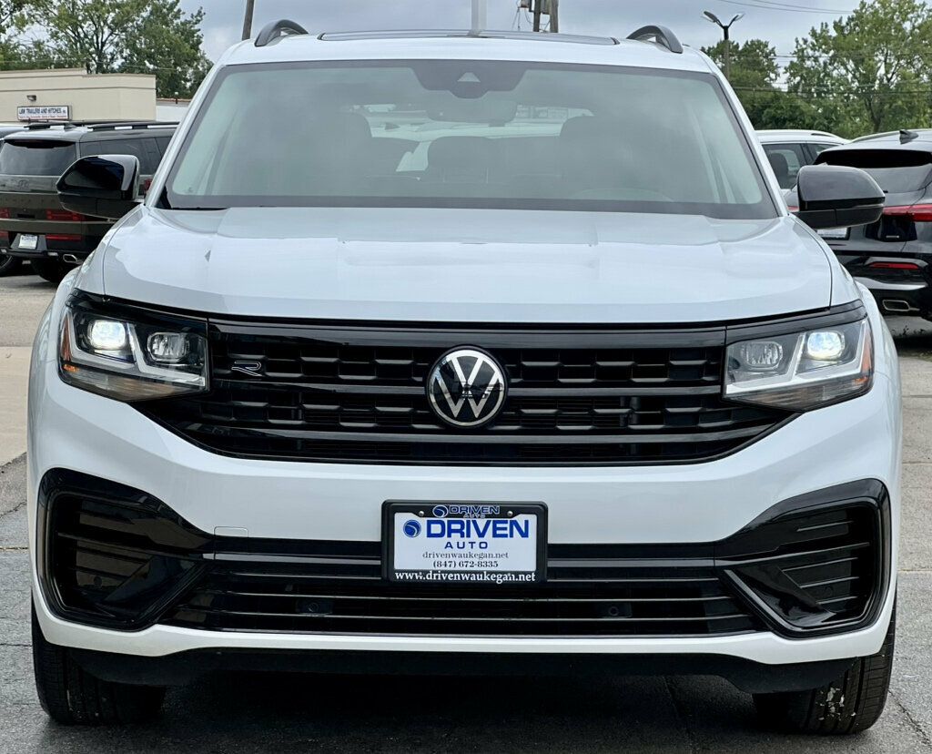 2023 Volkswagen Atlas 3.6L V6 SEL R-Line Black 4MOTION - 23079026 - 40