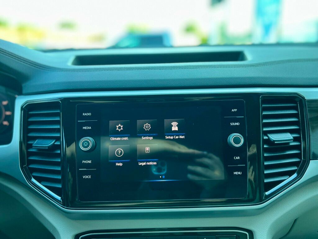 2023 Volkswagen Atlas 3.6L V6 SE w/Technology 4MOTION - 23044259 - 26