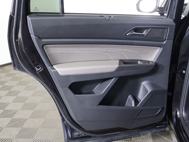 2023 Volkswagen Atlas 3.6L V6 SE w/Technology 4MOTION - 23019202 - 24