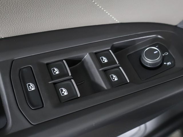 2023 Volkswagen Atlas 3.6L V6 SE w/Technology 4MOTION - 23019202 - 39
