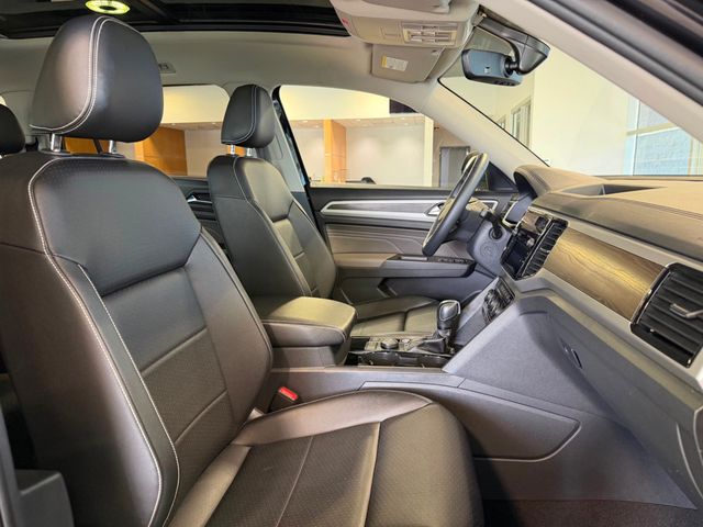 2023 Volkswagen Atlas 3.6L V6 SE w/Technology 4MOTION - 23019745 - 23