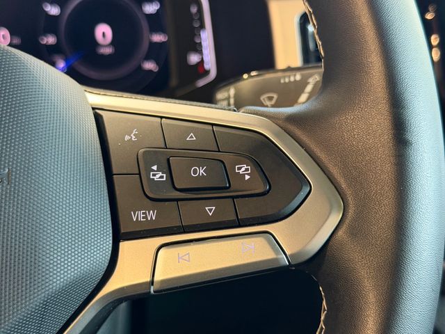 2023 Volkswagen Atlas 3.6L V6 SE w/Technology 4MOTION - 23019745 - 26