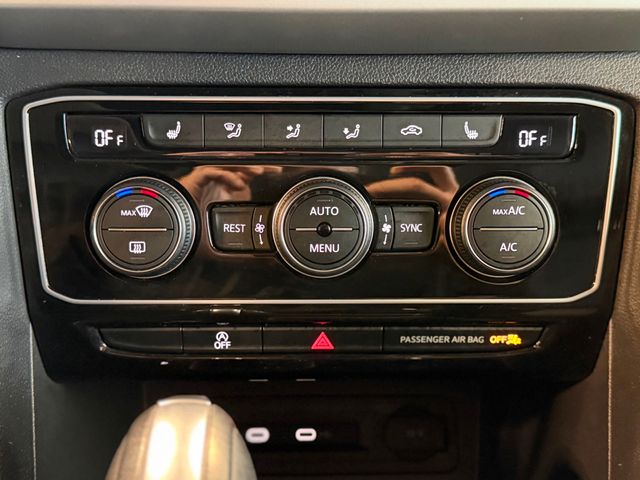 2023 Volkswagen Atlas 3.6L V6 SE w/Technology 4MOTION - 23019745 - 30