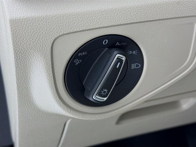 2023 Volkswagen Atlas 3.6L V6 SE w/Technology 4MOTION - 22984346 - 9