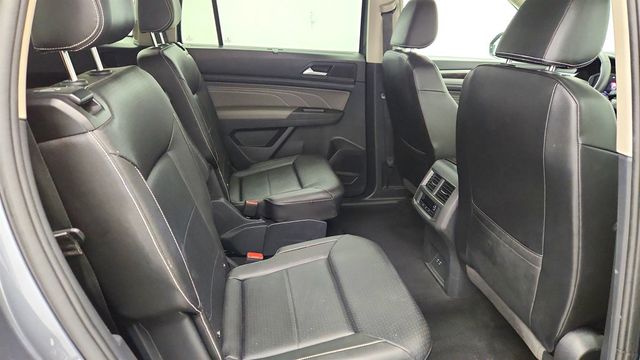 2023 Volkswagen Atlas 3.6L V6 SE w/Technology 4MOTION - 23002681 - 22
