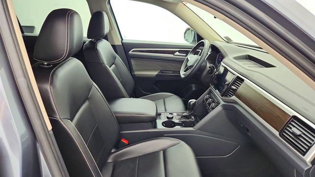 2023 Volkswagen Atlas 3.6L V6 SE w/Technology 4MOTION - 23002681 - 23