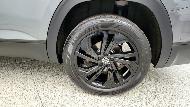 2023 Volkswagen Atlas 3.6L V6 SE w/Technology 4MOTION - 23002681 - 8