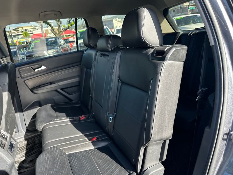 2023 Volkswagen Atlas 3.6L V6 SE w/Technology FWD - 22967784 - 13