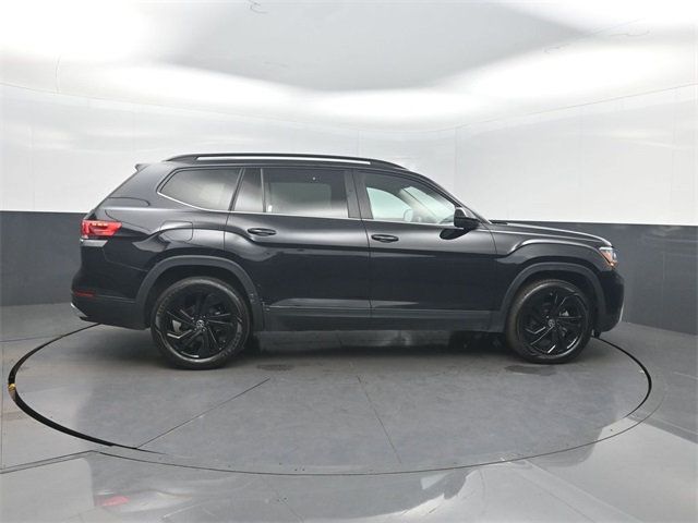 2023 Volkswagen Atlas 3.6L V6 SE w/Technology FWD - 22954279 - 34