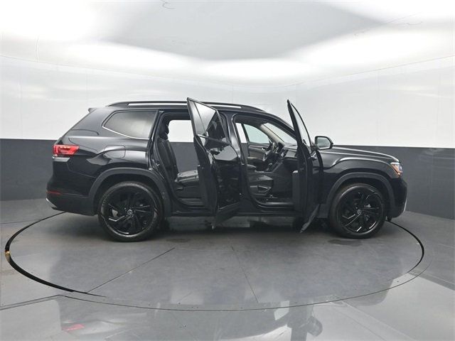 2023 Volkswagen Atlas 3.6L V6 SE w/Technology FWD - 22954279 - 38