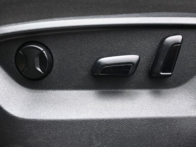 2023 Volkswagen Atlas 3.6L V6 SE w/Technology FWD - 22992536 - 10