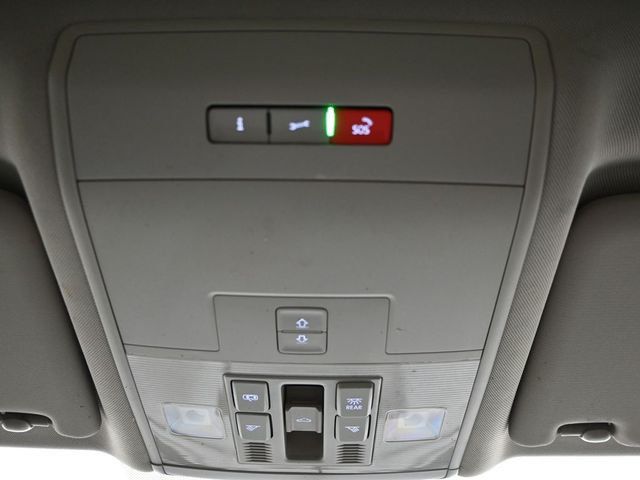 2023 Volkswagen Atlas 3.6L V6 SE w/Technology FWD - 22992536 - 17