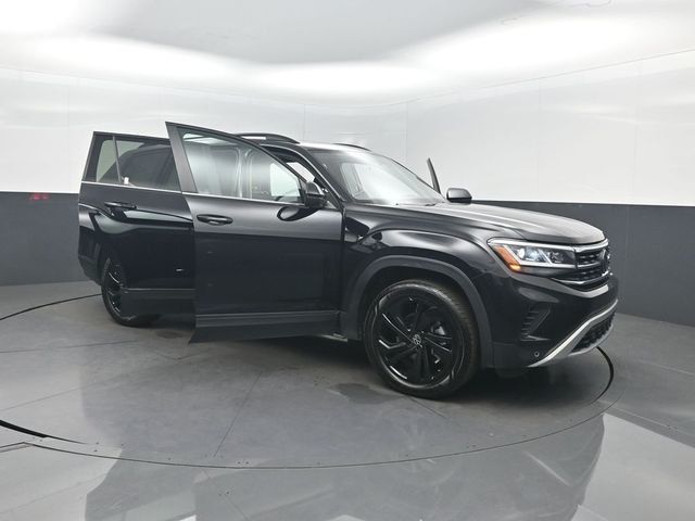 2023 Volkswagen Atlas 3.6L V6 SE w/Technology FWD - 22992536 - 39