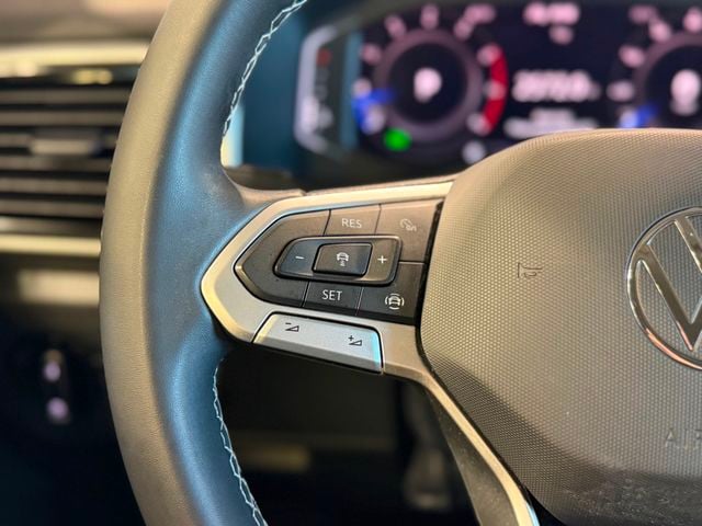2023 Volkswagen Atlas 3.6L V6 SE w/Technology FWD - 23049810 - 25