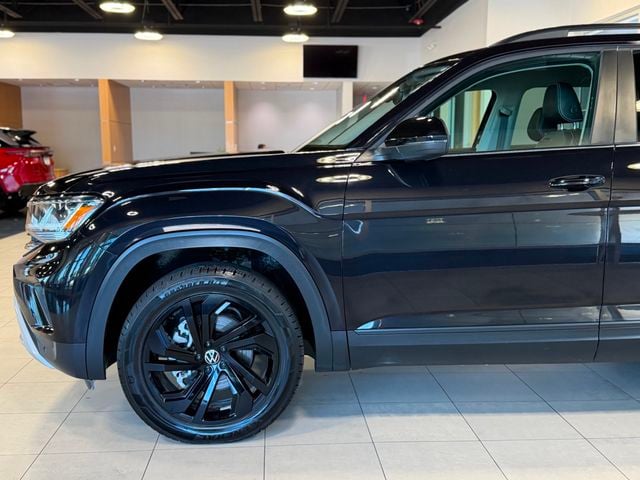 2023 Volkswagen Atlas 3.6L V6 SE w/Technology FWD - 23049810 - 7