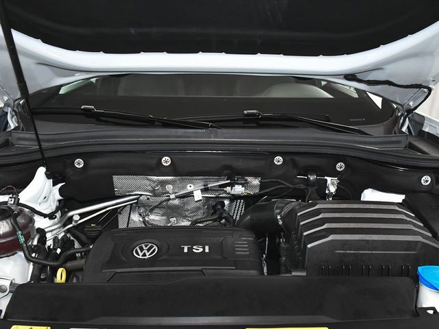 2023 Volkswagen Atlas Cross Sport 2.0T SEL R-Line Black - 23003705 - 62