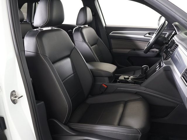 2023 Volkswagen Atlas Cross Sport 2.0T SEL R-Line Black 4MOTION - 23001147 - 32